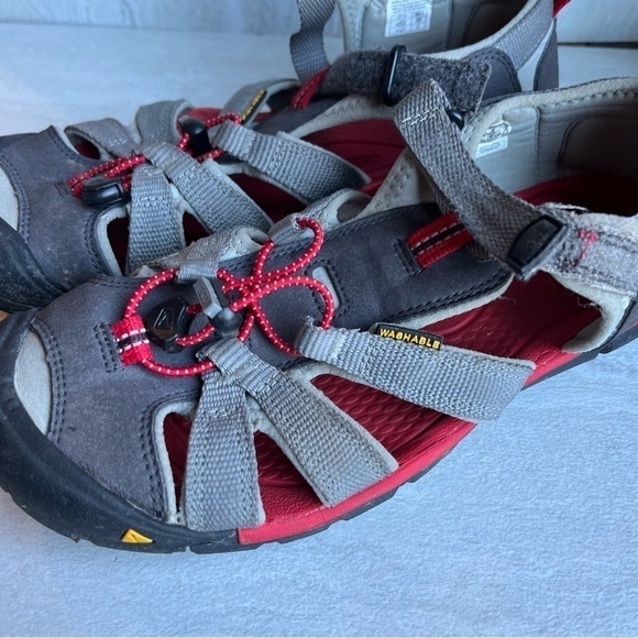** Keen Newport H2 Sport Red Gray Black Sandals Mens 6 Womens 7.5 main image 10